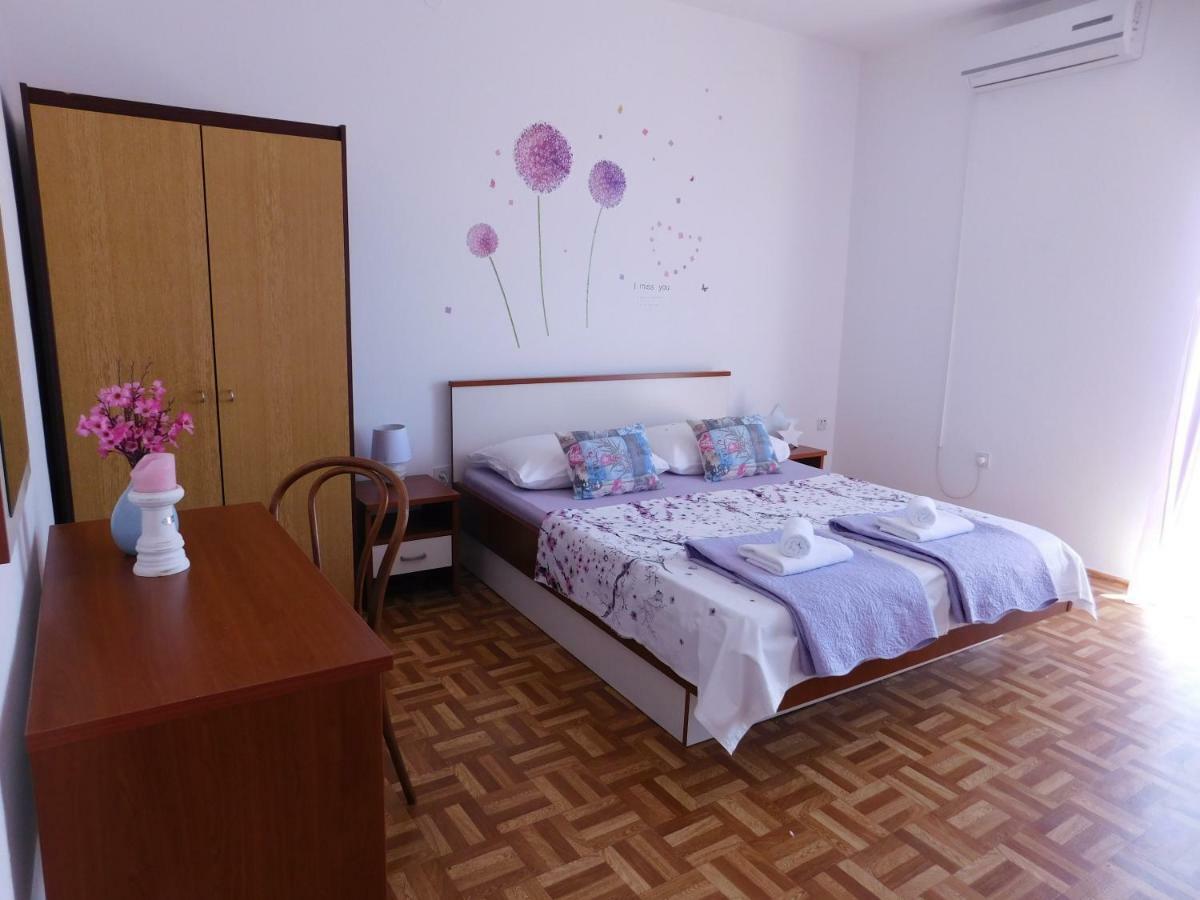 Guest House Ivanka Хвар Екстер'єр фото