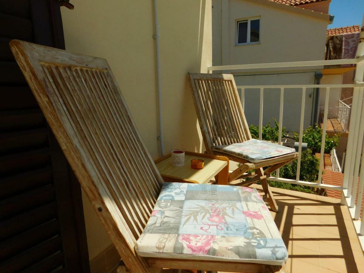 Guest House Ivanka Хвар Екстер'єр фото
