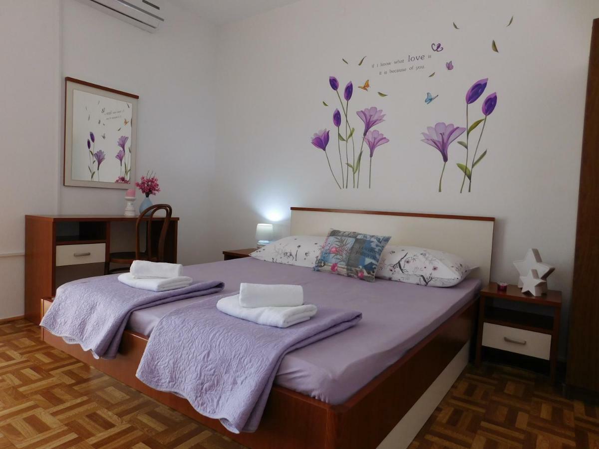 Guest House Ivanka Хвар Екстер'єр фото