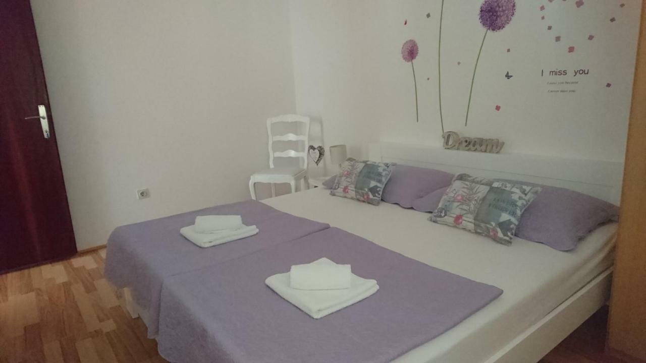 Guest House Ivanka Хвар Екстер'єр фото